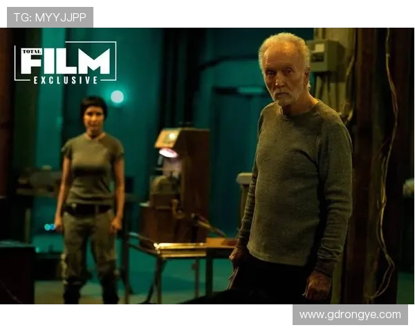 7个反转让你怀疑人生《电锯惊魂10》细思极恐的剧情解密