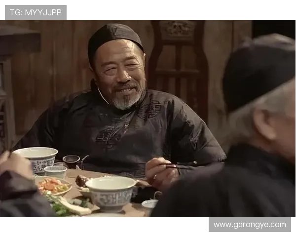 《菊豆》:8个关键转折,揭示那个男人10年的隐忍与爆发 《菊豆》:8个关键转折,揭示那个男人10年的隐忍与爆发